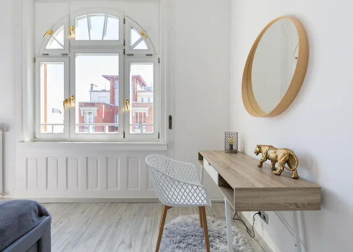 Appartamento Designer On The Broadway With 2br And Ac