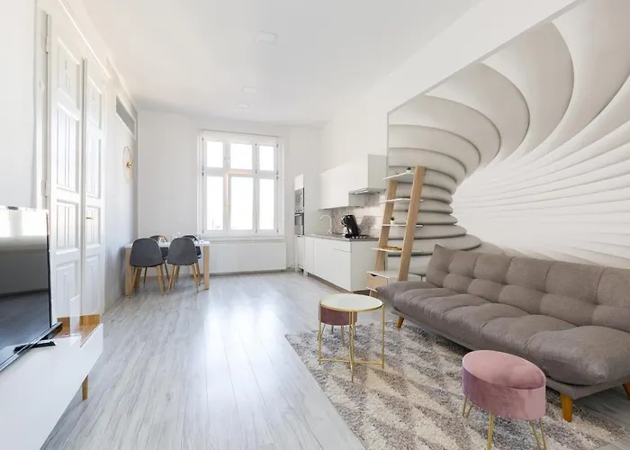 Designer On The Broadway With 2br And Ac Apartament Budapesta